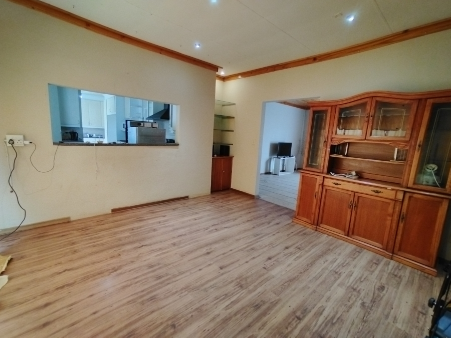 3 Bedroom Property for Sale in Warrenton Northern Cape
